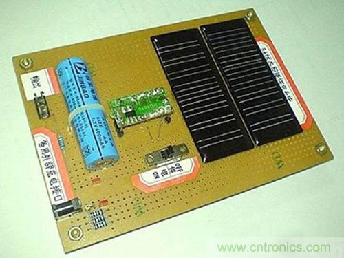 微型太陽能供電板DIY，給手電筒收音機(jī)供電