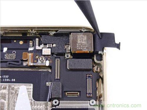 土豪金iPhone 5S拆解：內(nèi)部結構升級，維修難度增加