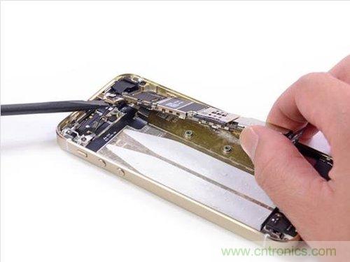 土豪金iPhone 5S拆解：內(nèi)部結構升級，維修難度增加