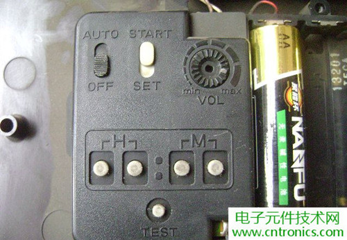 拆個老古董，日本精工石英電子掛鐘拆解