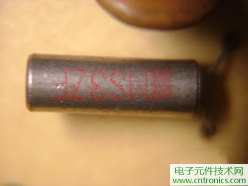 拆個老古董，日本精工石英電子掛鐘拆解