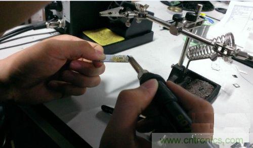 制作U盤全過程，由PCB做起