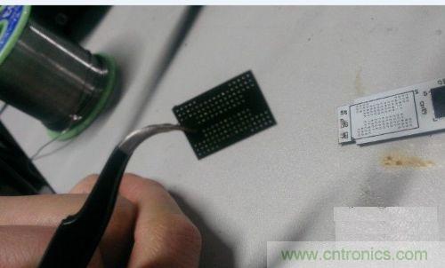 制作U盤全過程，由PCB做起