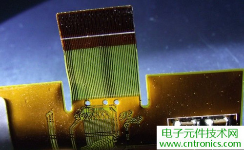 探秘電子紙！一款電紙書(shū)的電子墨水屏拆解