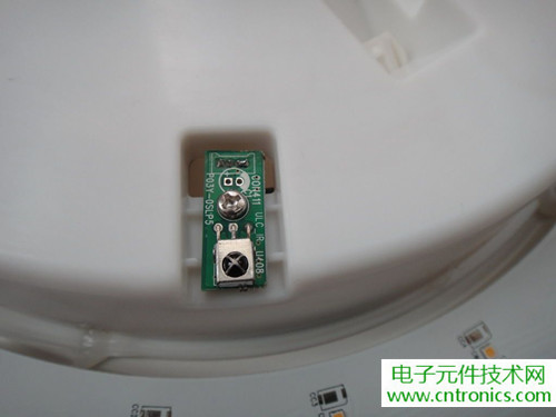 高端大氣上檔次！智能遙控調(diào)光LED吸頂燈拆解