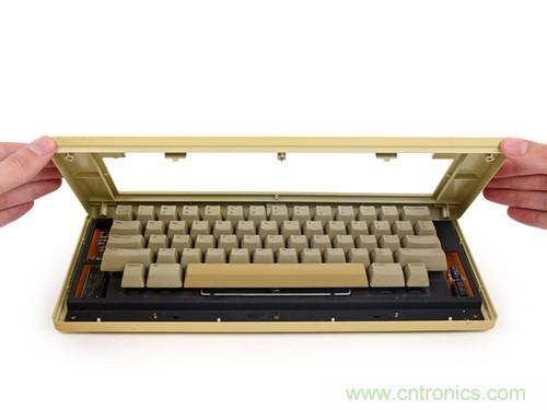 拆！古董級Macintosh 128K電腦