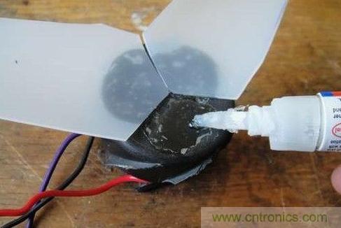 創(chuàng)意DIY！迷你風(fēng)力發(fā)電機(jī)！