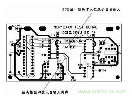 采用這種新的布線，將模擬線路和數(shù)字線路隔離開了。增大走線之間的距離，基本消除了在前面布線中造成干擾的數(shù)字噪聲。