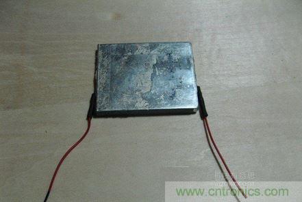 DIY頭戴式藍(lán)牙耳機(jī)，