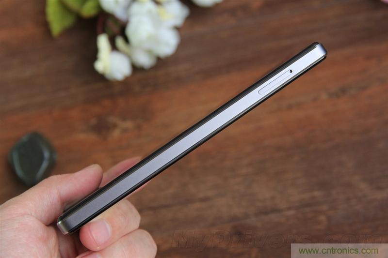 無邊框的 nubia Z9 ，一款既有驚喜，又有驚艷的智能手機(jī)