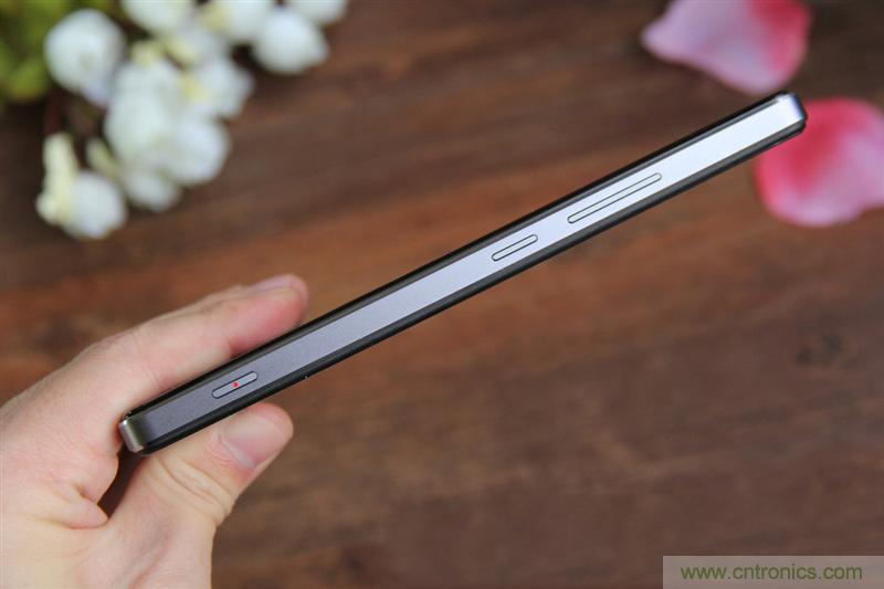 無邊框的 nubia Z9 ，一款既有驚喜，又有驚艷的智能手機(jī)