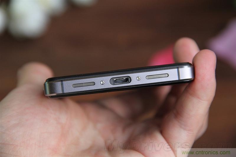 無邊框的 nubia Z9 ，一款既有驚喜，又有驚艷的智能手機(jī)