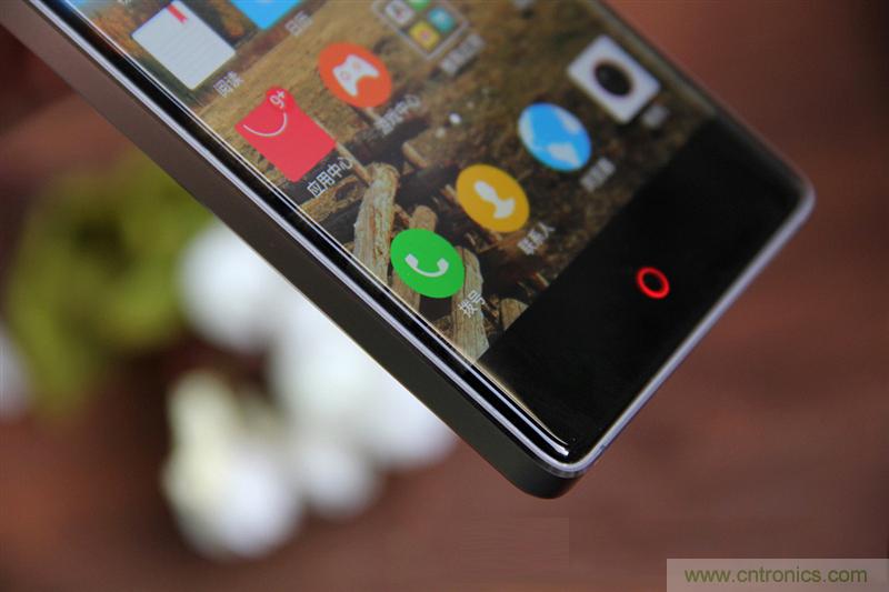 無邊框的 nubia Z9 ，一款既有驚喜，又有驚艷的智能手機(jī)