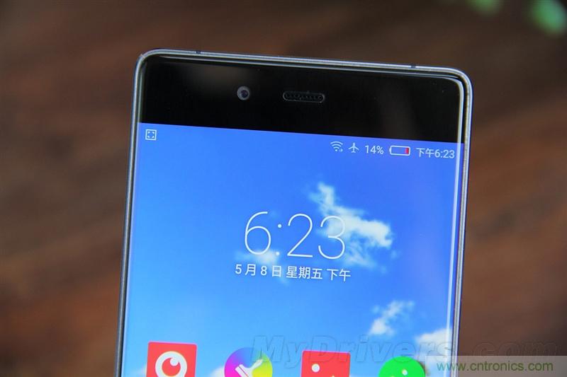 無邊框的 nubia Z9 ，一款既有驚喜，又有驚艷的智能手機(jī)