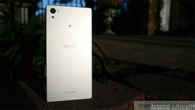傳奇索尼，憑借Sony Xperia Z5能否在移動市場奪得一席之地？