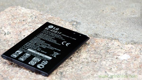 業(yè)界良心 LG V10 評測:剛毅、冷峻，不失人性化