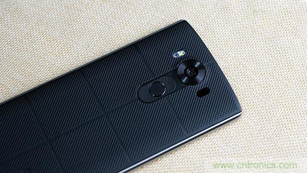 業(yè)界良心 LG V10 評測:剛毅、冷峻，不失人性化
