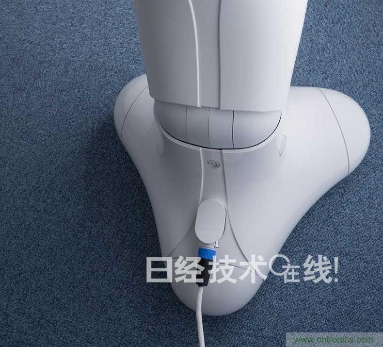 拆解筆記本不過癮，那就來拆拆日本情感機器人吧！