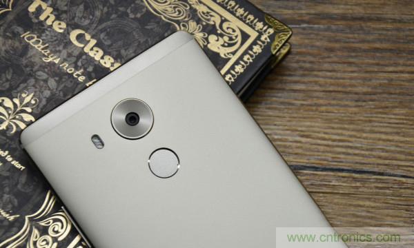 新旗艦Mate 8全評測：橫空出世！能否延續(xù)一機難求？