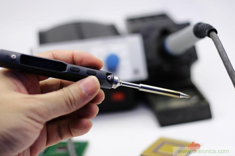 一款能喚起 70 后工程師朋友“童年趣事”的迷你電烙鐵！