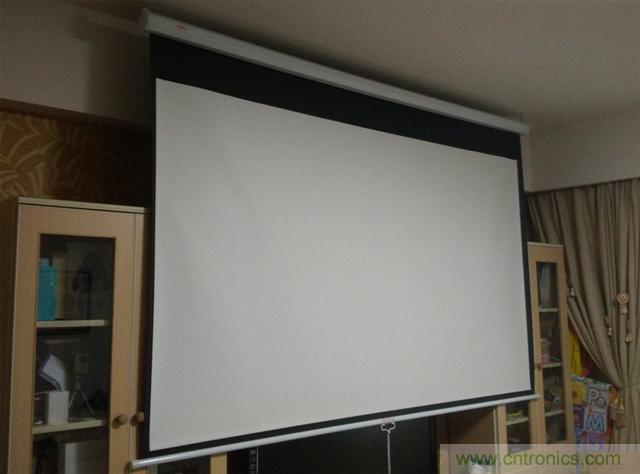 無屏電視時代已然來臨，客廳你做好準備了嗎？