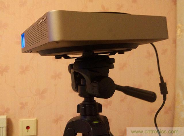 無屏電視時代已然來臨，客廳你做好準備了嗎？