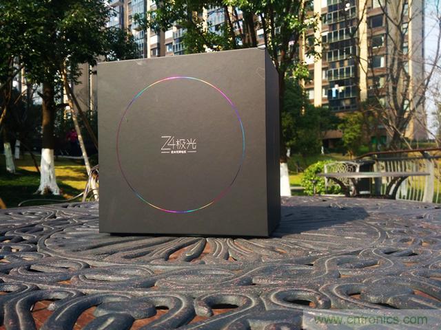 無屏電視時代已然來臨，客廳你做好準備了嗎？