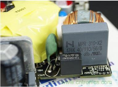 69元小米4口USB充電器詳細(xì)拆解，看完你也能DIY一個