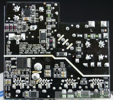 69元小米4口USB充電器詳細(xì)拆解，看完你也能DIY一個