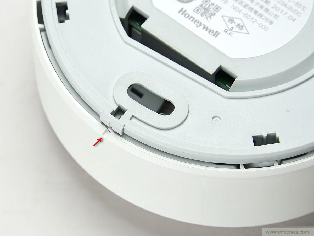 小米煙霧報(bào)警器拆解：一顆電池可用五年是如何做到的？