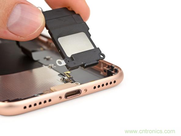 iPhone 8首拆：無線充電版本的iPhone 7？