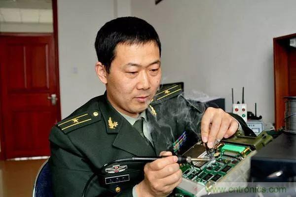 若美國(guó)全面禁售芯片，中國(guó)武器裝備會(huì)不會(huì)癱瘓？看完此文你就懂了