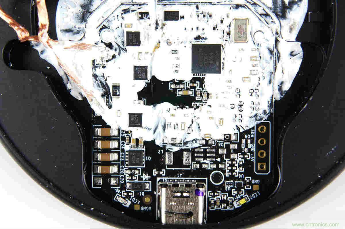 拆解對比：系出同門，小米、紫米無線充電器的差別有多大？